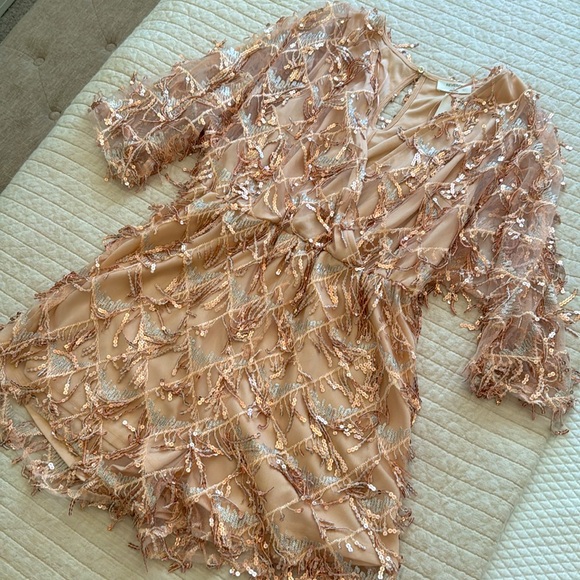 SALE ✨ NWT Reverof Shorts Dressy Romper size L - Picture 1 of 6
